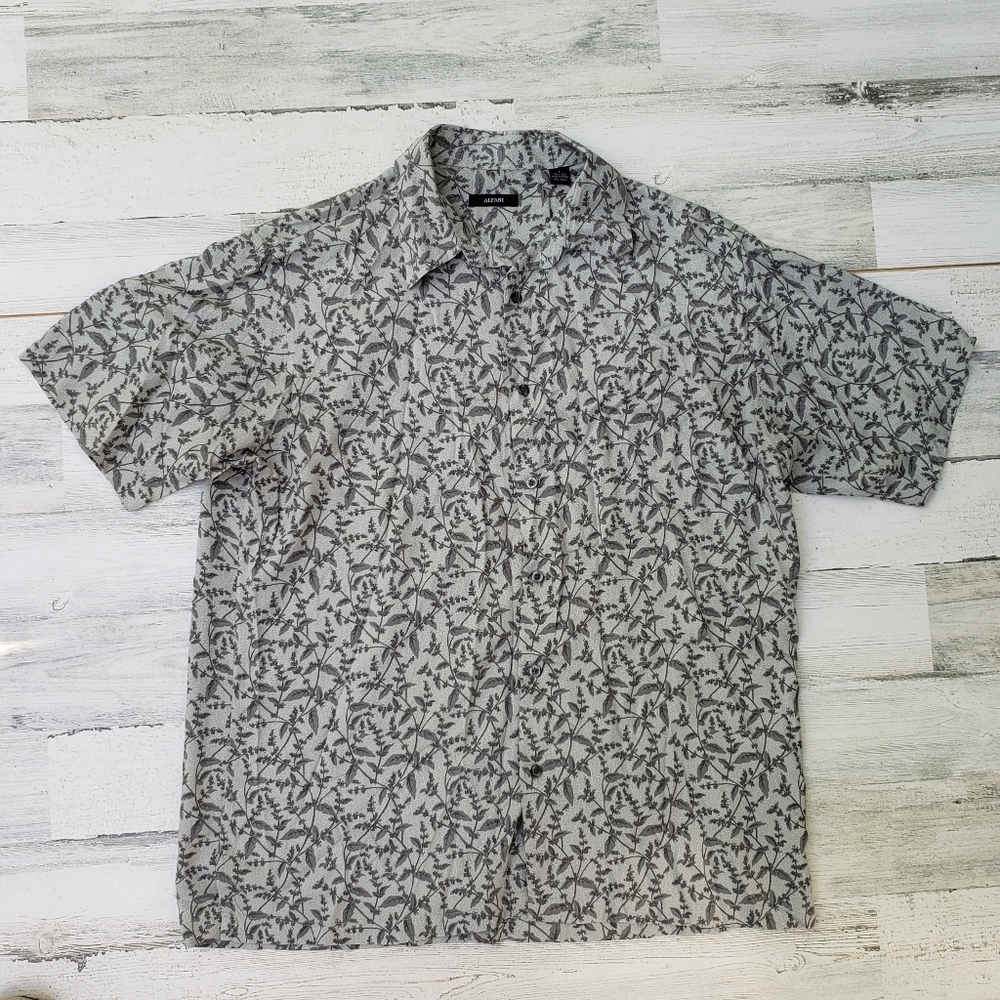 Alfani 100% Silk Short Sleeve Button Up Size L
